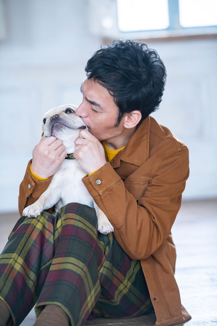 草なぎ剛&クルミちゃん(画像提供:主婦と生活社)