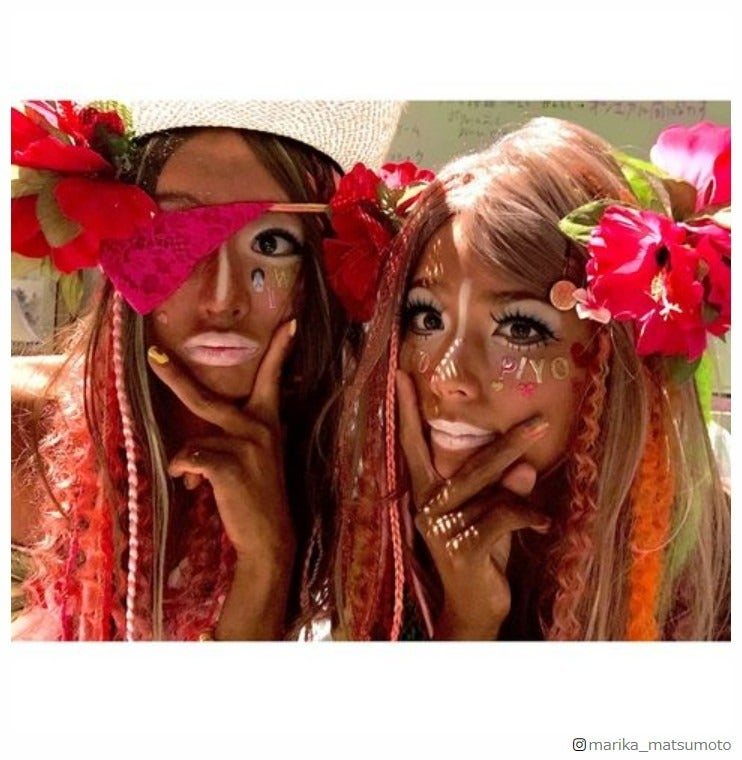 松本まりか＆小芝風花“別人級”ヤマンバギャル姿に反響の声続出「何しても様になる」「誰だか分らなかった」