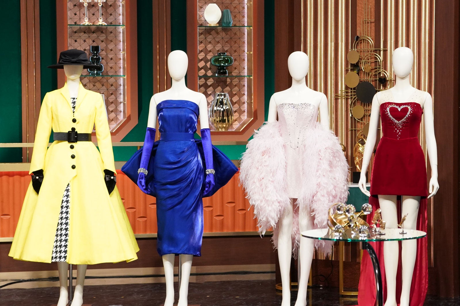 西野カナのライブ衣装（C）日本テレビ