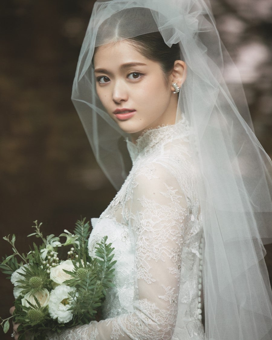 松村沙友理、美しい笑顔でウエディングドレス姿披露 憧れの花嫁に