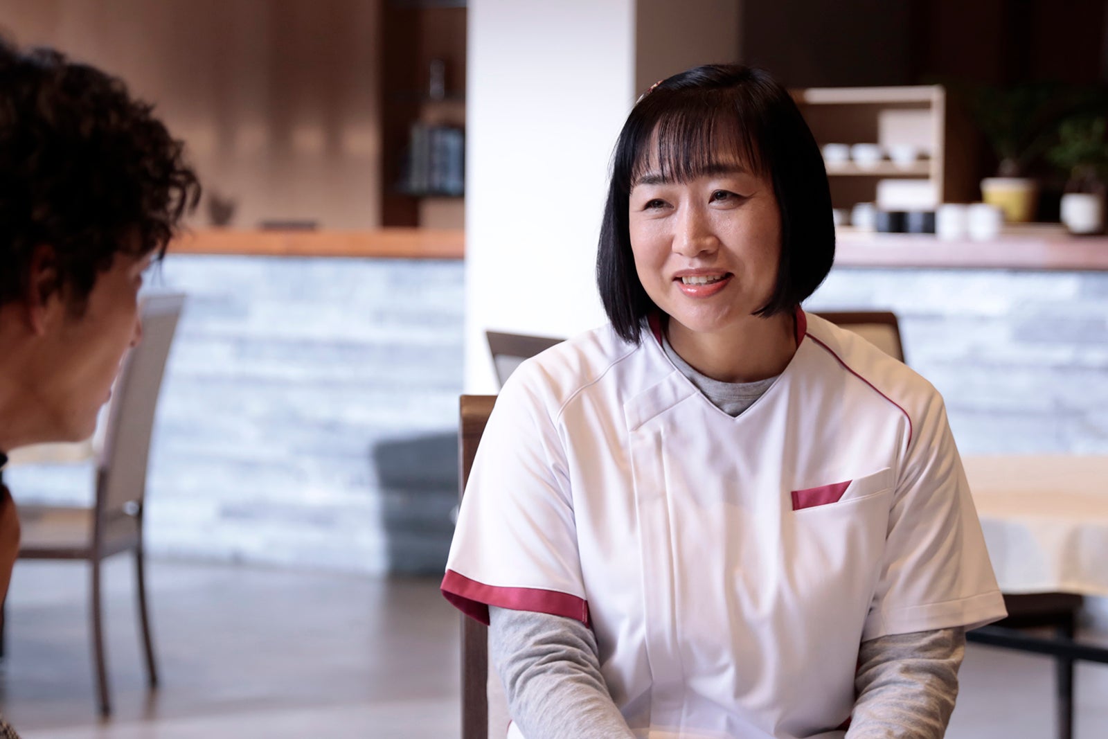 山崎静代「プライベートバンカー」第6話（C）テレビ朝日