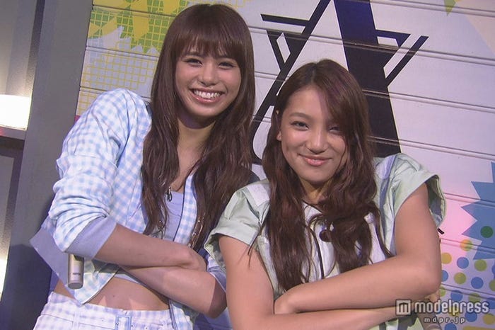 佐藤晴美と須田アンナ/「青山・夏の復活祭 EのはコレだZ」の限定動画より/写真提供:NHK