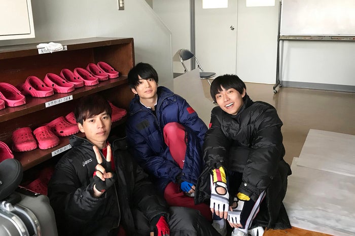 永瀬廉、伊藤健太郎、坂東龍汰(C)2020映画「弱虫ペダル」製作委員会(C)渡辺航(秋田書店)2008