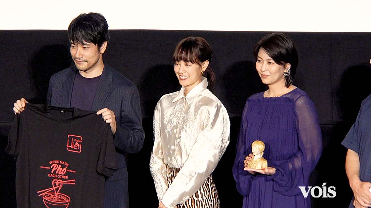 松山ケンイチ、松たか子の珍プレゼントに苦笑い カンヌ土産で「フォーのTシャツ！」