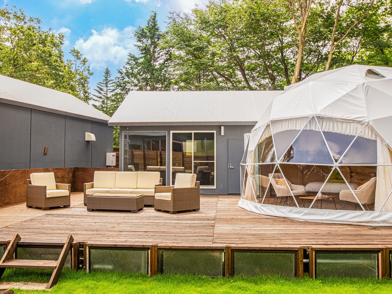 栃木・那須にグランピング「ITU」ゆったり寛げるドームテントにキッチン、サウナ等充実の設備