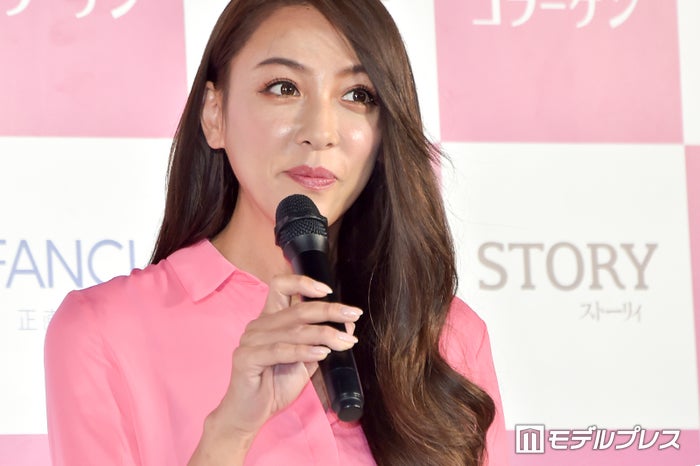 働くママ の憧れモデル Story 秋本祐希 美の秘訣明かす 再婚にも意欲 モデルプレス