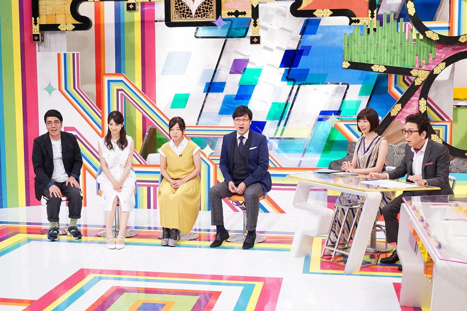 小木博明、小倉優子、大久保佳代子、山里亮太、山崎夕貴アナ、古舘伊知郎 （C）フジテレビ