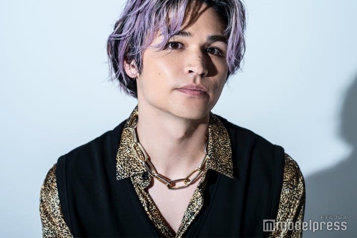 与那嶺瑠唯(C)モデルプレス