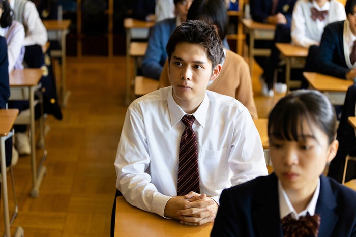 細田佳央太(C)2022日活