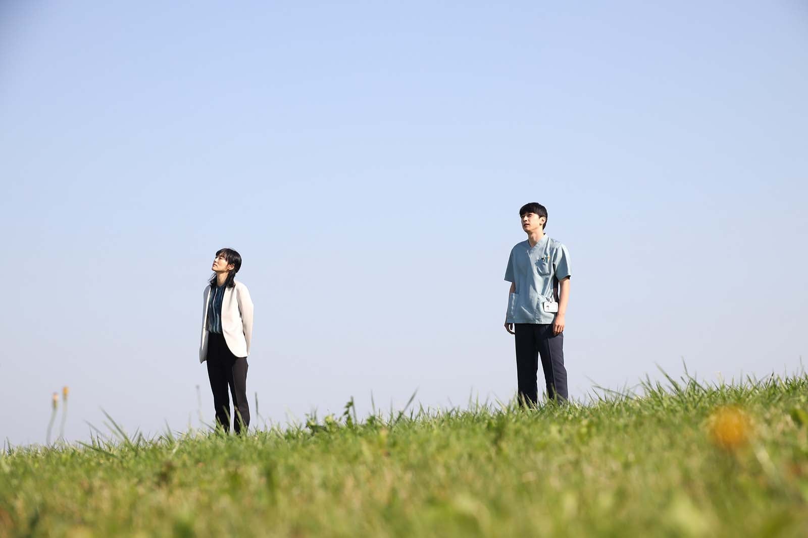 菊地凛子、吉沢亮「PICU 小児集中治療室」第2話より（C）フジテレビ