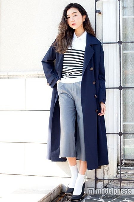 グレーとネイビーは相性◎／シンプル七分丈ガウチョパンツ「GALSTAR」2,998円（税込）