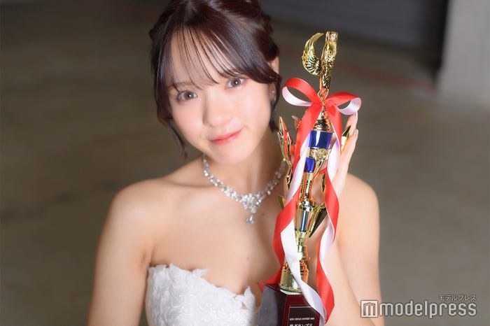 粕谷亜理紗さん(C)モデルプレス