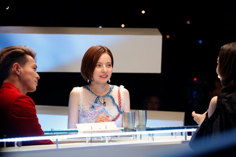 ベッキー／音楽番組「LOVE or NOT♪」より（提供画像）