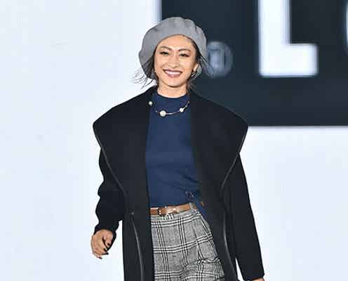 山田優、ハンサムコーデで堂々ランウェイ 観客3万4000人を釘付けに<GirlsAward 2015 A/W>
