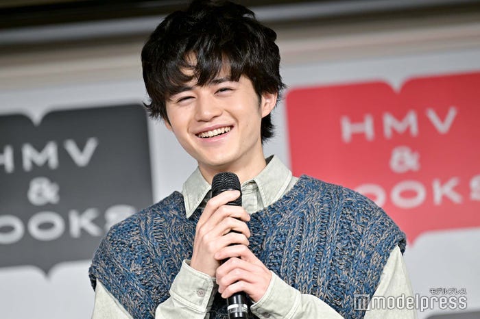 鈴鹿央士(C)モデルプレス
