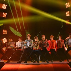 NCT 127「ガルアワ」初降臨で観客圧倒 熱いパフォーマンスで会場揺らす<GirlsAward 2018 A/W>