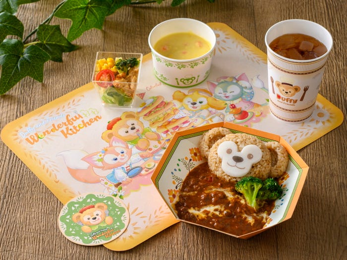ダッフィーのスペシャルセット(ビーフ)2,380円(C)Disney