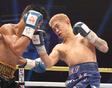 井岡一翔 バンタム級初戦4回KO！日本人初5階級制覇へ WBC世界王者井上拓真へ挑戦熱望「来年5月東京ドームで」