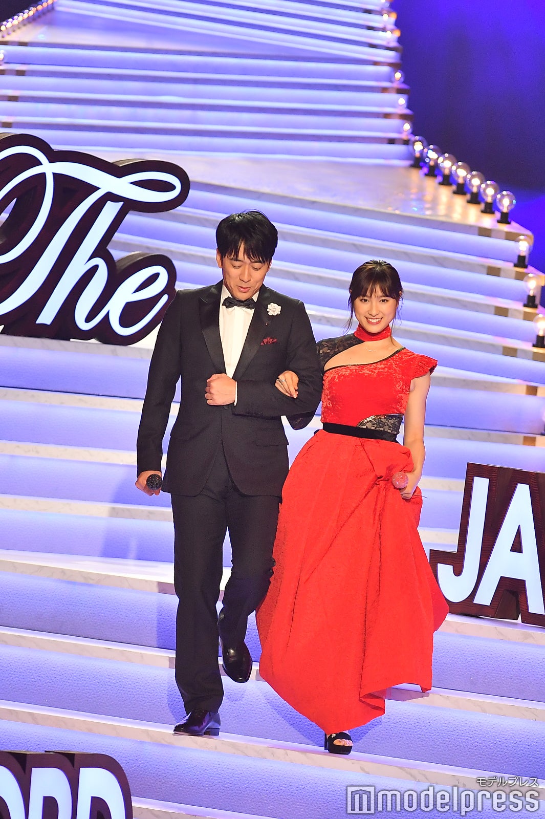 安住紳一郎アナ、土屋太鳳 （C）モデルプレス