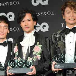 （左から）草なぎ剛、稲垣吾郎、香取慎吾（C）モデルプレス