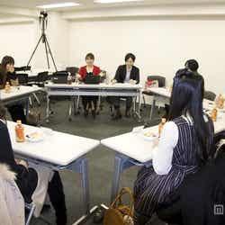 ネット通販を利用するユーザーを集めた座談会の様子