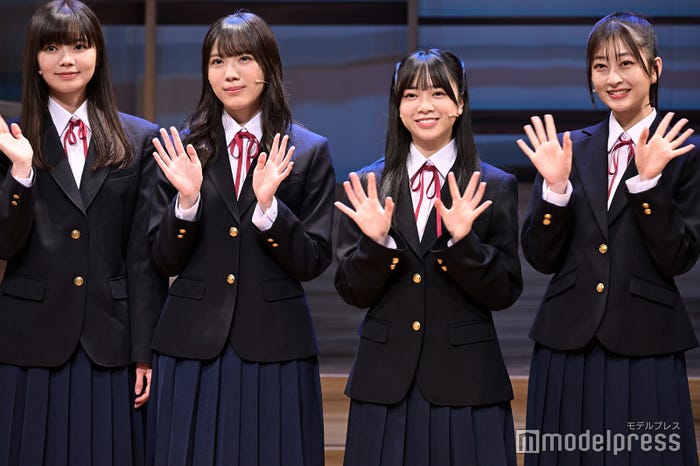 浜浦彩乃、森本茉莉、山口陽世、高井千帆(C)モデルプレス