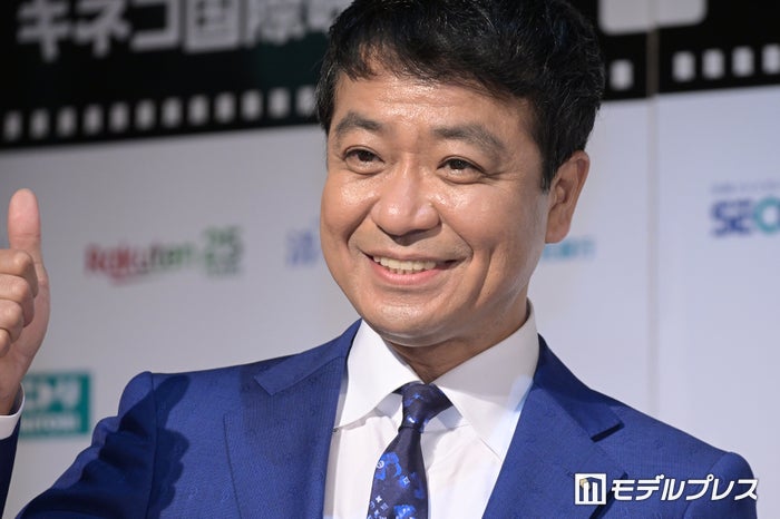 中山秀征、妻・白城あやか＆息子とのロンドン街中ショット話題「息子さんイケメン」「絵になる家族」