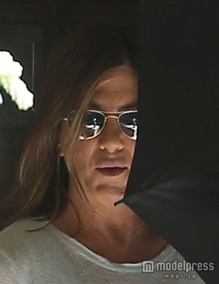 暗くてもハッキリわかる高度な特殊メイク。FameFlynet Pictures / Zeta Image