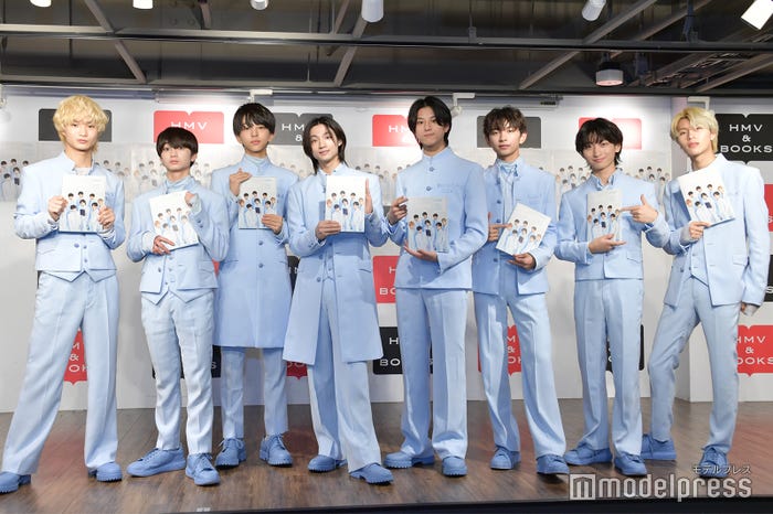 ICEx/(左から)中村旺太郎、山本龍人、八神遼介、志賀李玖、阿久根温世、竹野世梛、筒井俊旭、千田波空斗(C)モデルプレス