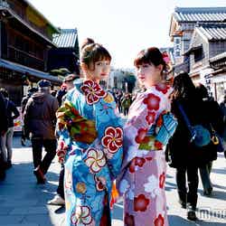 着物を着て伊勢神宮へ/モデル:村田倫子、柴田ひかり(C)モデルプレス