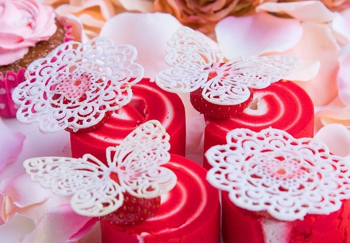 ロールケーキ ／画像提供：大阪ヒルトン