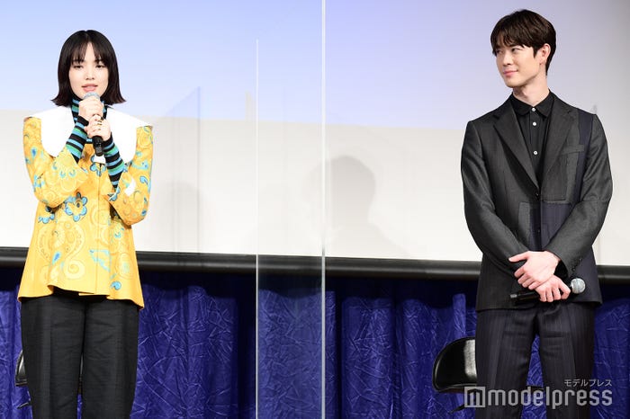 小松菜奈、宮沢氷魚(C)モデルプレス