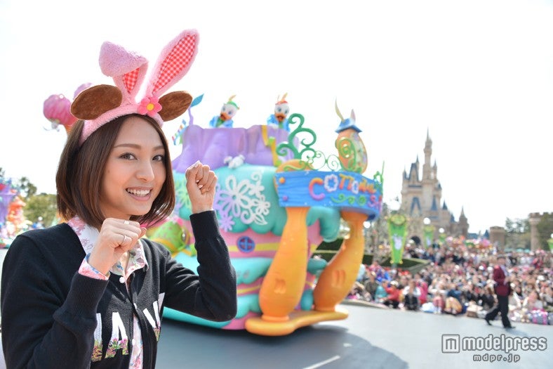 新パレード「ヒッピティ・ホッピティ・スプリングタイム」／モデル：福間文香