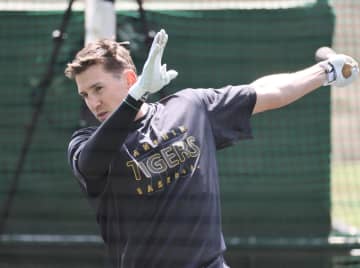 阪神 ディベイニーら4選手のヒッティングマーチ完成、佐藤輝にはファンファーレも