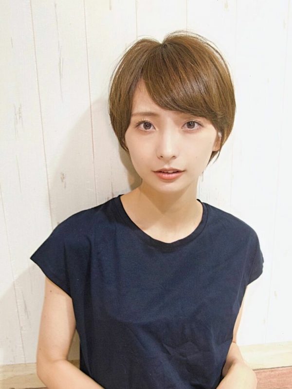 伸ばしかけの前髪をもっと可愛いく ショートの見せ方を変えるヘアアレンジ術 モデルプレス