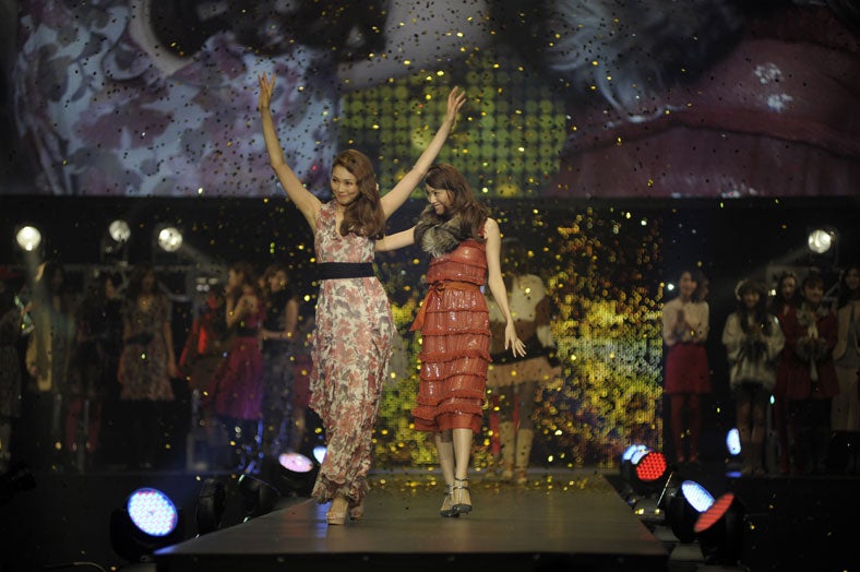 押切もえ、蛯原友里（C）名古屋コレクション実行委員会