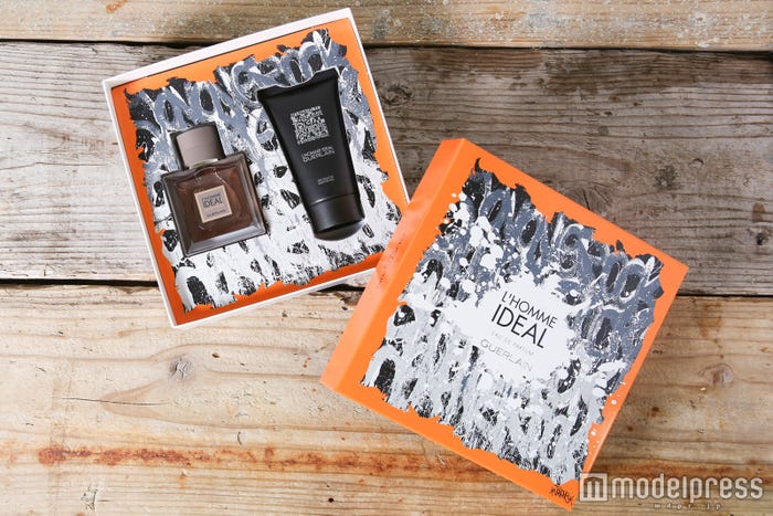 セクシーでミステリアスな“理想の恋人”を体現(ロム イデアル オーデパルファン コフレ(C)モデルプレス