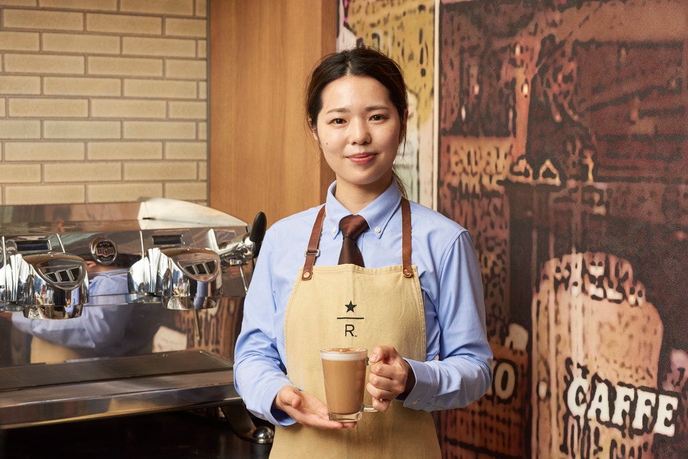 ロースタリー 東京コーヒーアンバサダー川地希瑛子／画像提供：スターバックス コーヒー ジャパン
