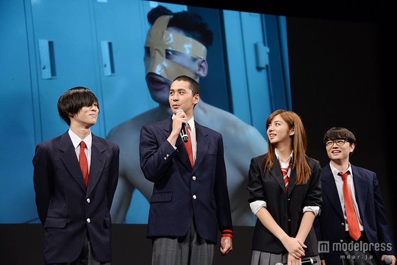 舞台挨拶の様子