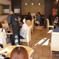 SHIORIのトークショー風景