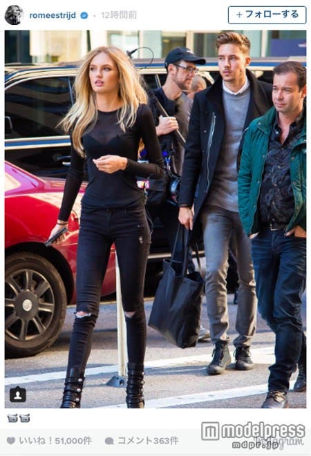 恋人は男性モデルのローレンス・ヴァン・ ルーウェン。ショーを間近に控えて、先日(現地時間)、NYを歩いているロミー・ストリドと後ろにいるローレンス。Romee Strijd Instagramより