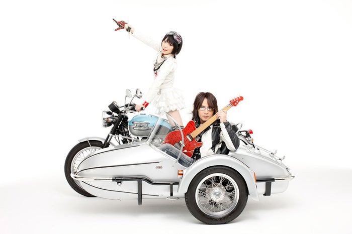 侵略 イカ娘 主題歌を歌うアニソンユニット Ultra Prism がセカンドワンマンライブ開催 モデルプレス 侵略 イカ娘 主題歌を歌うアニソンユニット Ultra Prism がセカンドワンマンライブ開催 モデルプレス