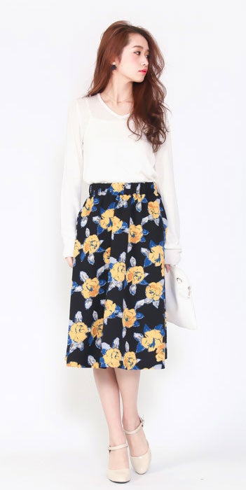 ブライトBIGフラワーミモレスカート「salus」3,490円（税込）