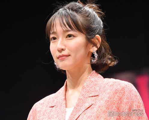 吉岡里帆が涙 “惚れた”人からのプレゼントに歓喜