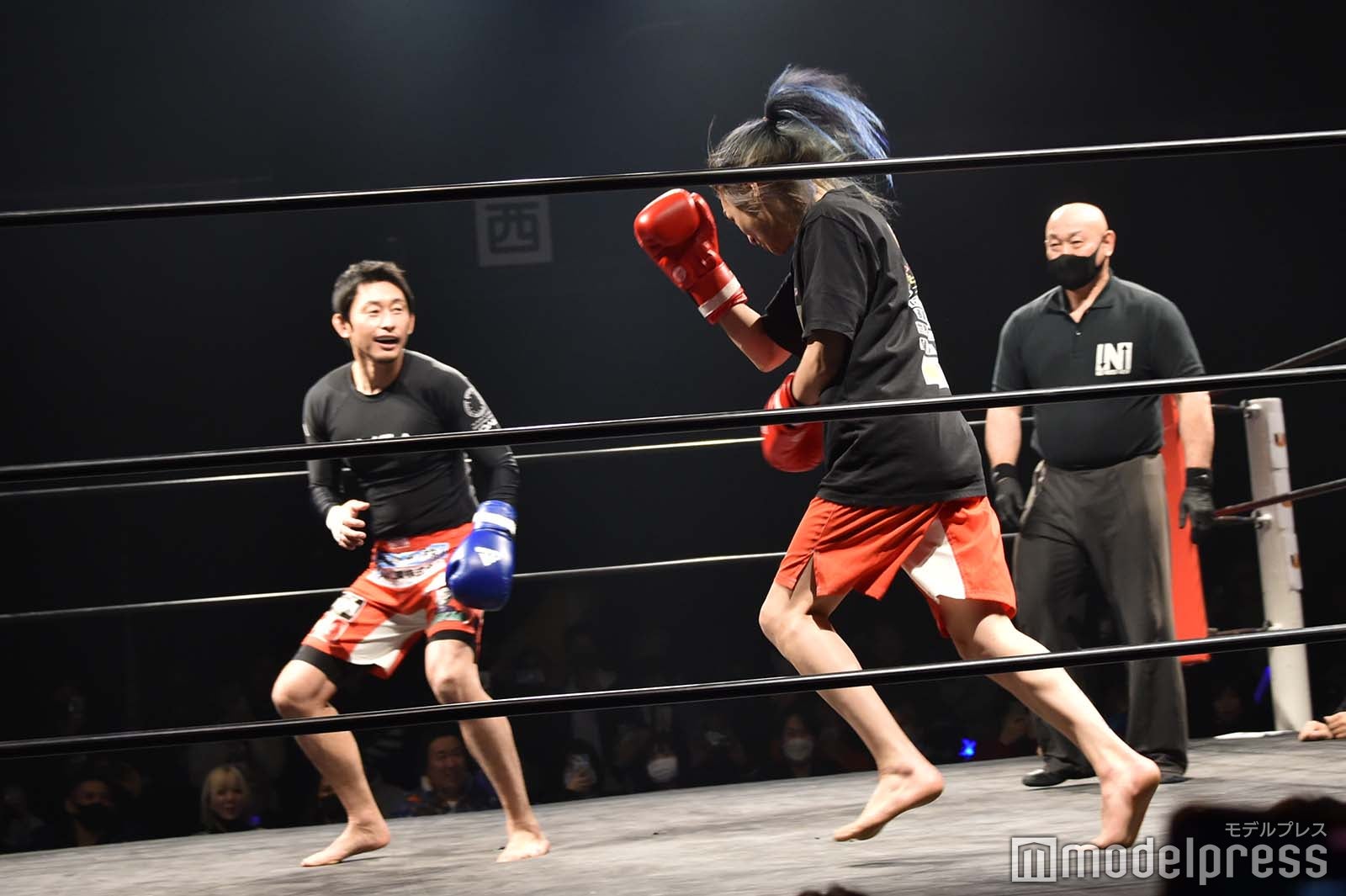 （C）モデルプレス