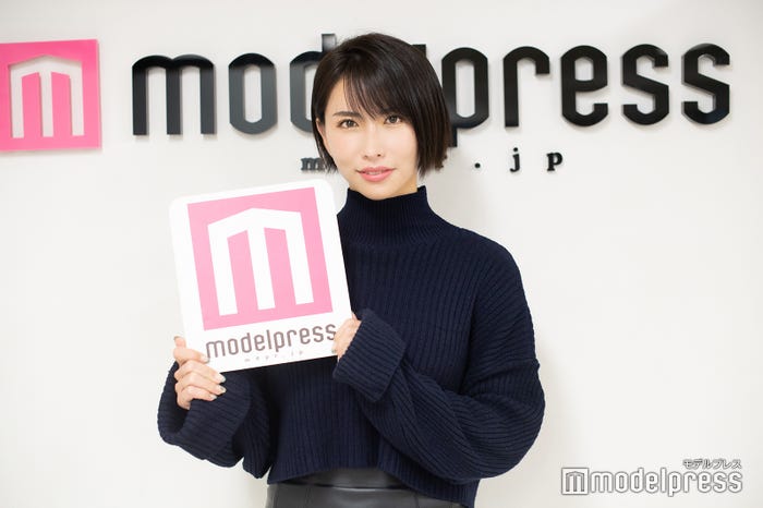 野球お姉さんせりな(C)モデルプレス