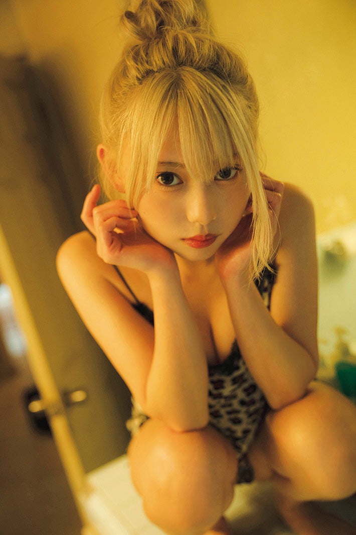 篠崎こころ（C）カノウリョウマ／光文社