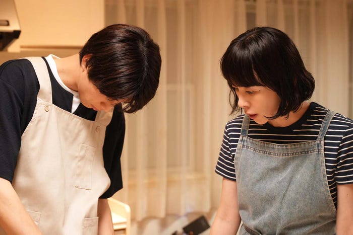 中沢元紀、西田尚美「ひだまりが聴こえる」第3話より(C)「ひだまりが聴こえる」製作委員会