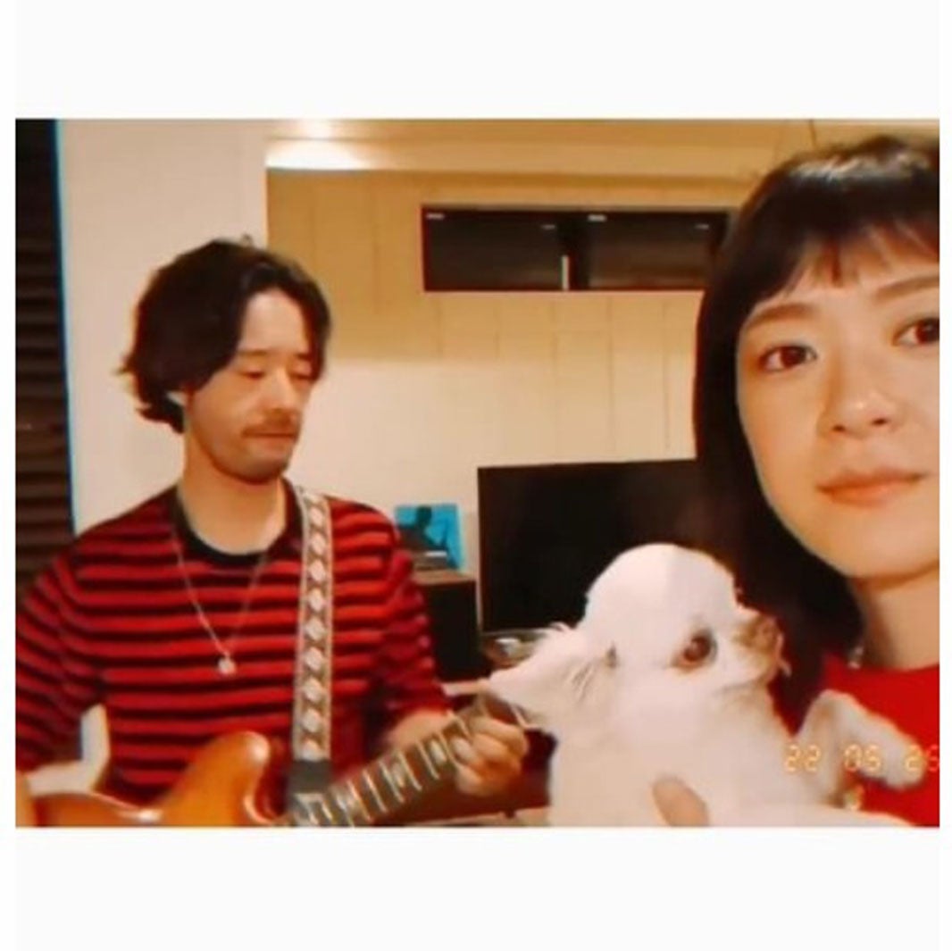 上野樹里、夫・和田唱がバースデーブルース弾き語り＆2人で「じぞ恋」鑑賞？2ショット動画に「最高の夫婦」「仲良しでほっこり」の声