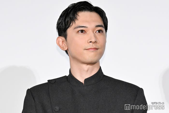 吉沢亮(C)モデルプレス